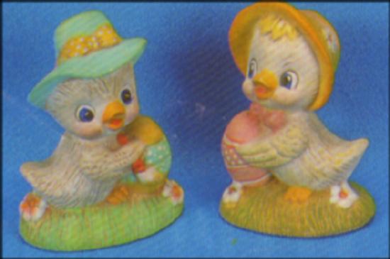 L 161 Small Ducks w/ Eggs image 0