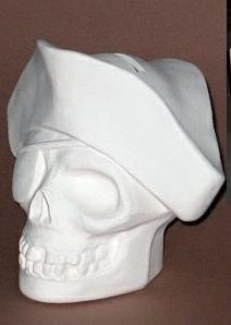 HMI 226 Pirate Skull Bank image 0