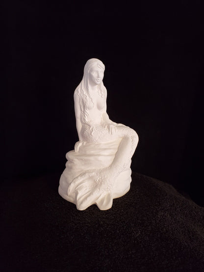 Large Mermaid Figurine image 0