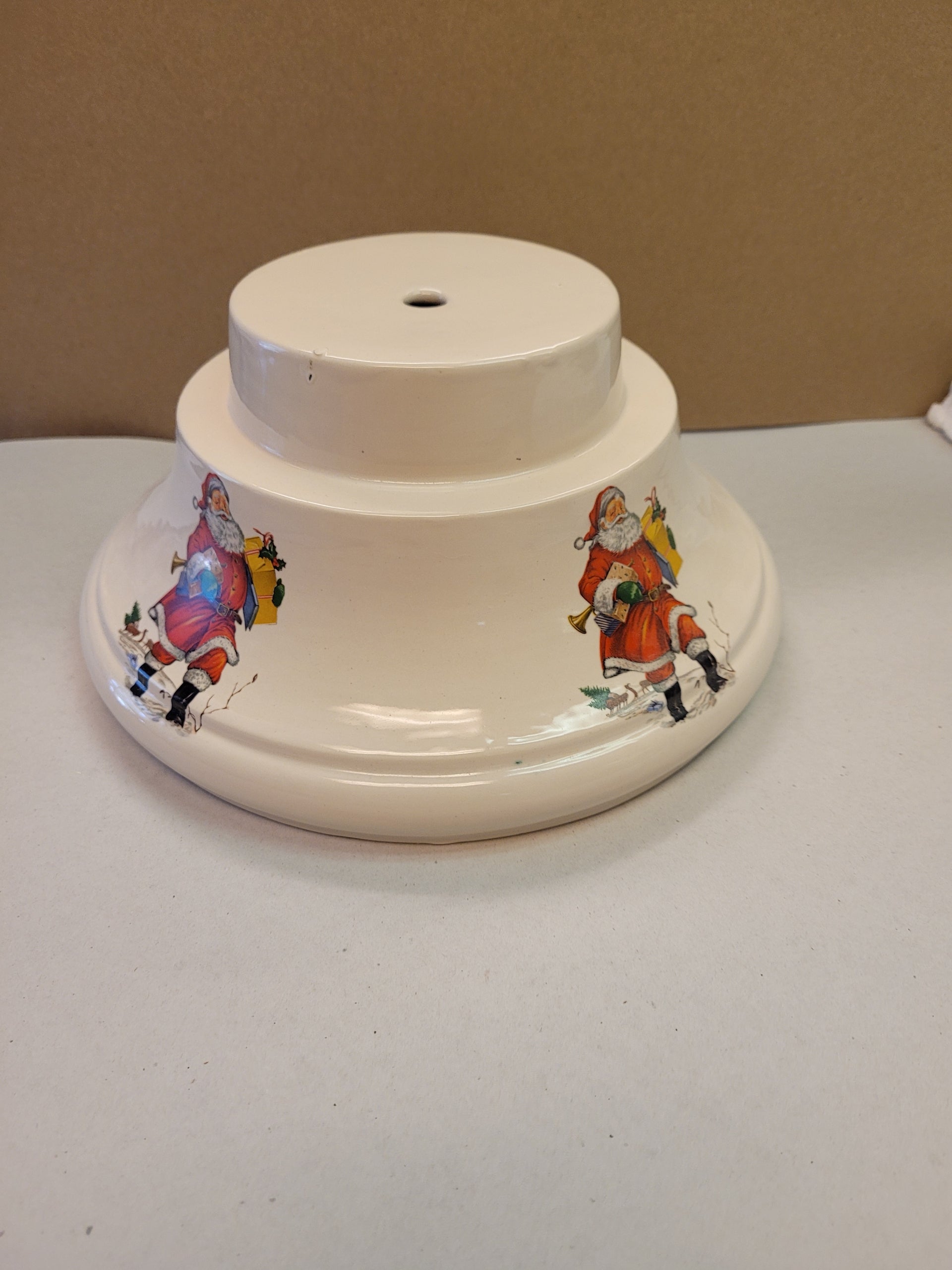 CT-01A Christmas Tree Base image 0