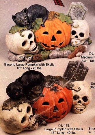 L 175 Large Pumpkin w/ Skulls image 0
