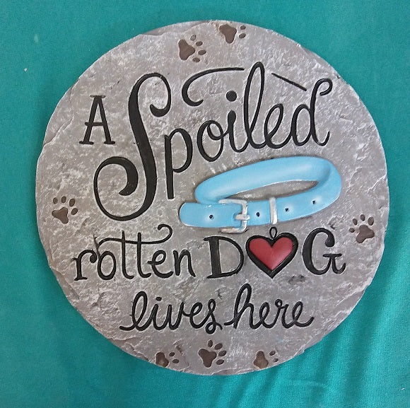 KP 1069 Dog Stepping Stone image 0