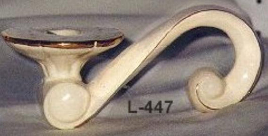 L 447 Plain Candleholder image 0
